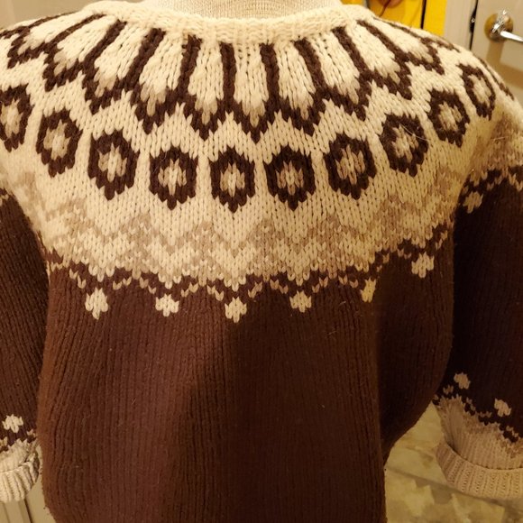 Vintage, fair isle sweater with a twist! - Picture 4 of 6